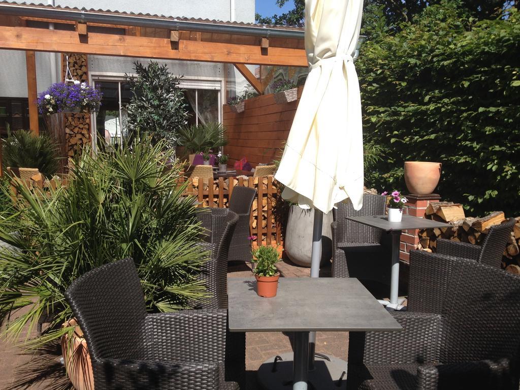 Am Bergl Hotel 3*